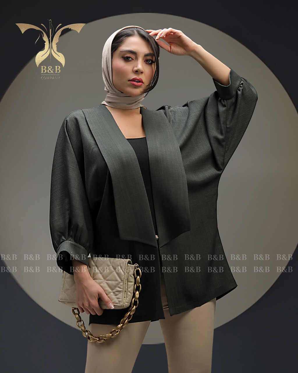 مانتو زنانه B&B یقه شمشیری